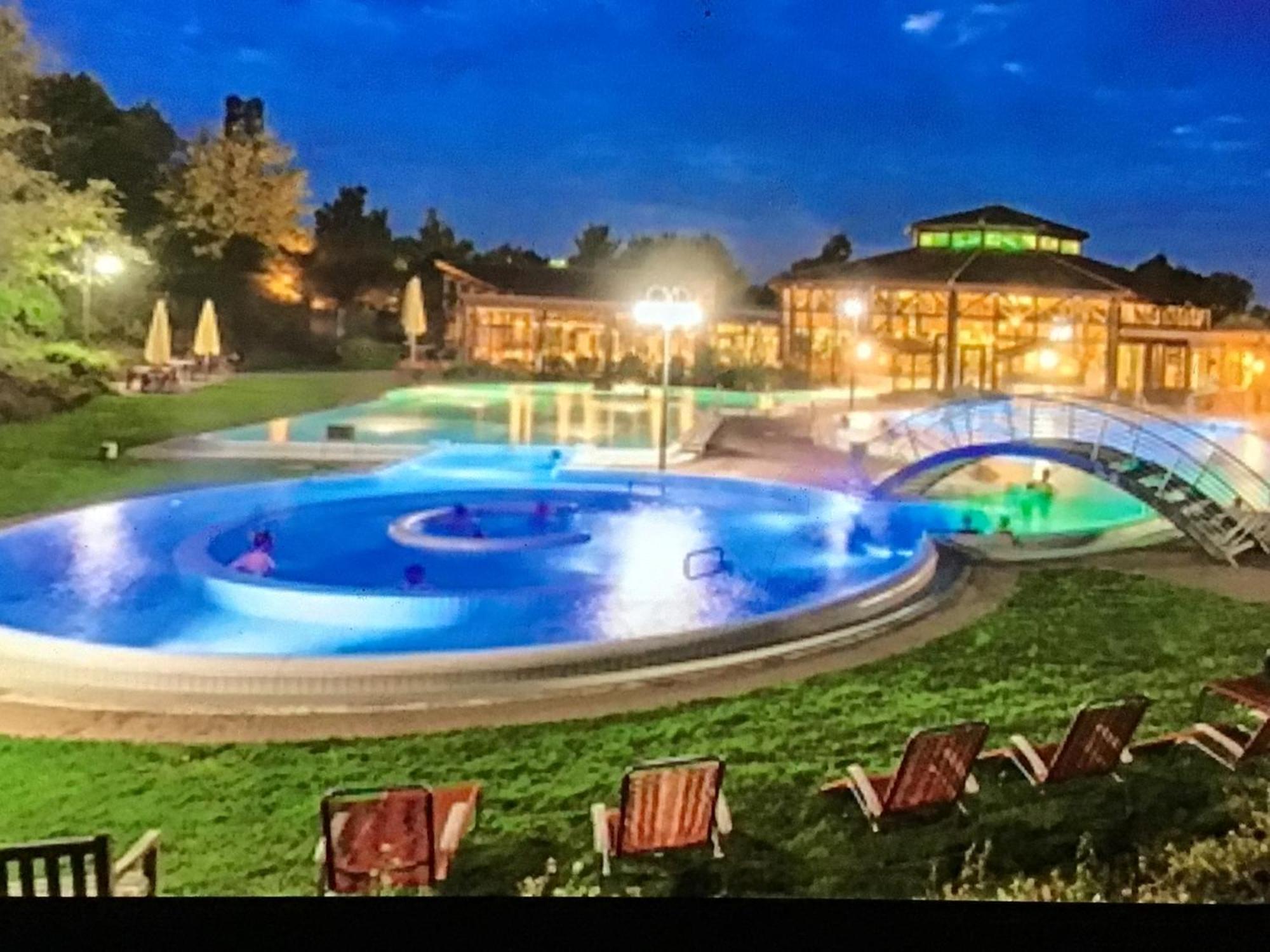 Ferienwohnung In Thermalbadnaehe Бад Залгау Екстериор снимка